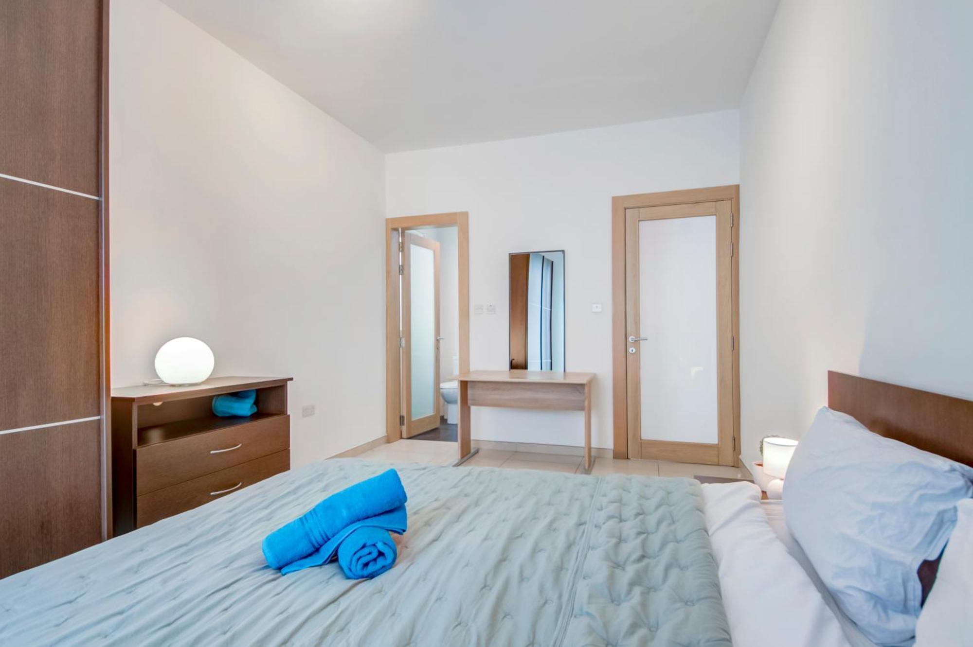 Modern 2Br Apt With Balconies In St Julians, Paceville - Apt 5 By Vaganza Saint Julian's Eksteriør billede