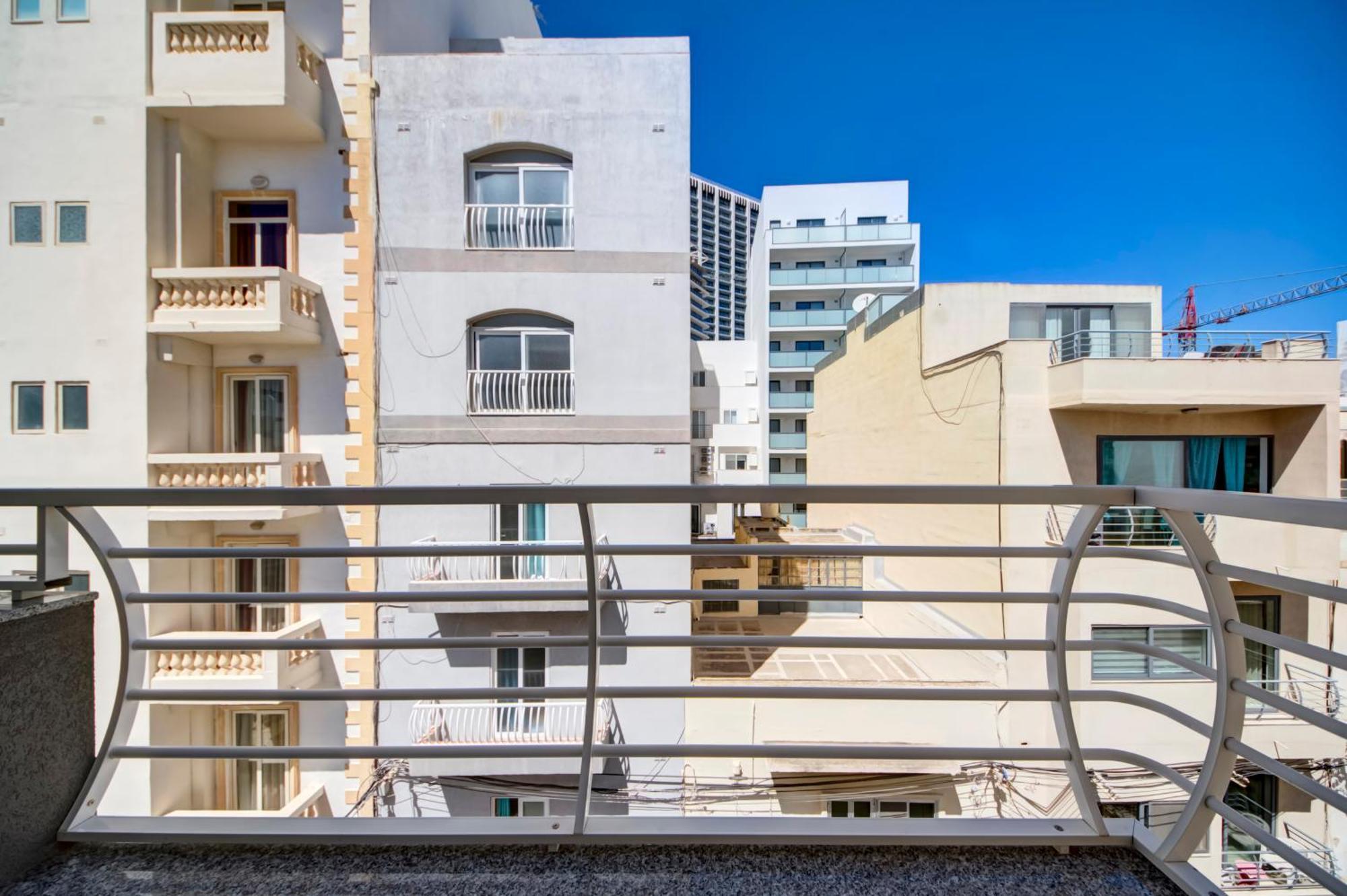 Modern 2Br Apt With Balconies In St Julians, Paceville - Apt 5 By Vaganza Saint Julian's Eksteriør billede